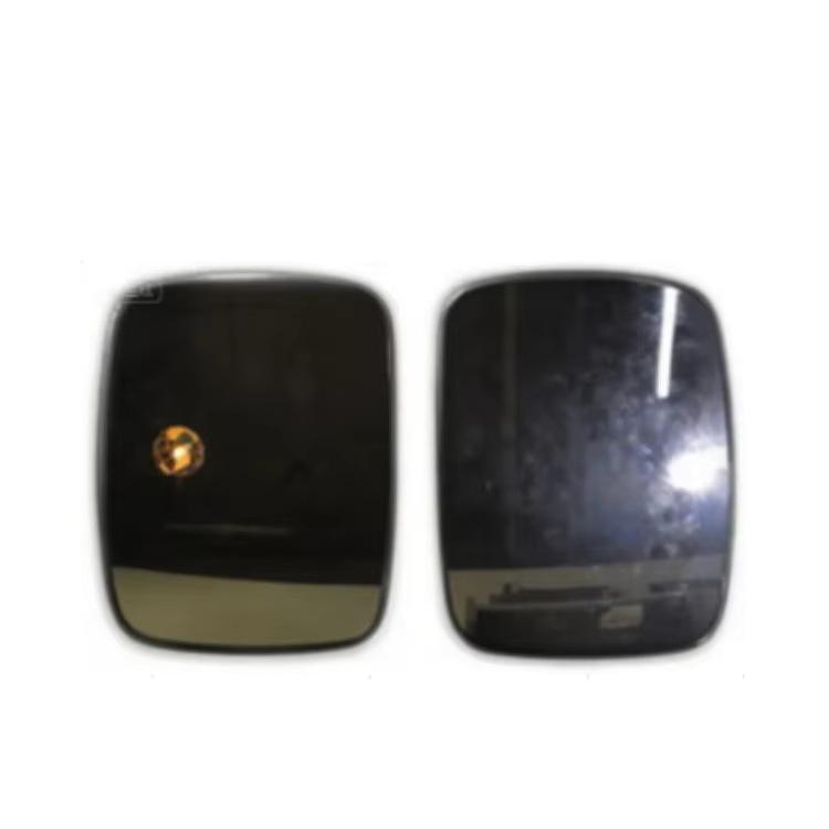 The CAS500010PCL CAT500010PCL fits Land Rover Discovery 4 mudguards.