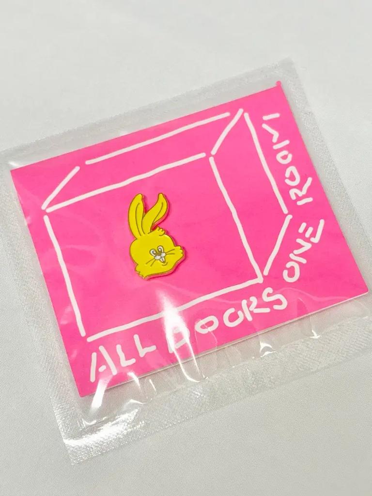 NEUE JEANS (Ungeöffnet) Abzeichen The Modern Pop-Up New Jeans