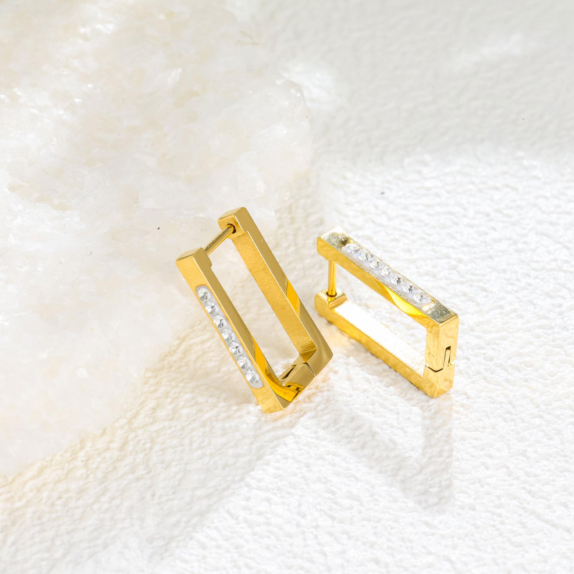 Autumn and winter cold wind geometric rectangle round heart earrings women s titanium steel stud earrings jewelry color retention