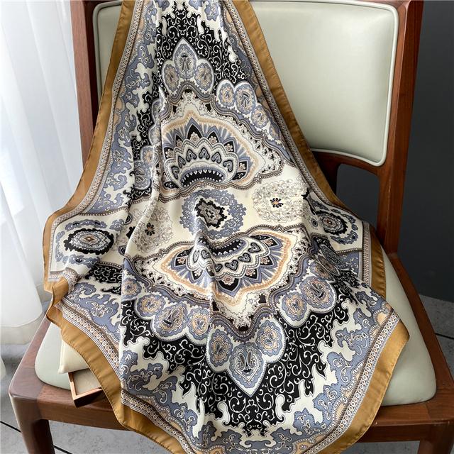 Nový 70*70cm Hodvábny Saténový Šatka na Vlasy Dámska Vreckovka S Potlačou Štvorcová Čelenka Bandana Malý Nákrčník Hidžáb Dáma Dievča