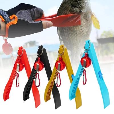 Fishing Tongs Fishing Supplies Fishing Gripper with Belt Clip Key Chain Holder Fish Holder Switch Lock Gear Pince Fishing Tools