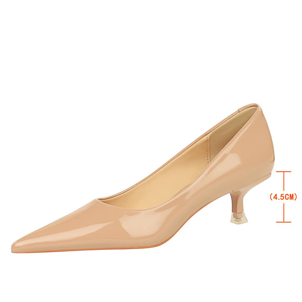 Fashion Patent Leather Mid Heel Women Shoes 2025 Spring New Kitten Heels 4.5 Cm Pointed Shoes Women Pumps Occupational OL Office Heels