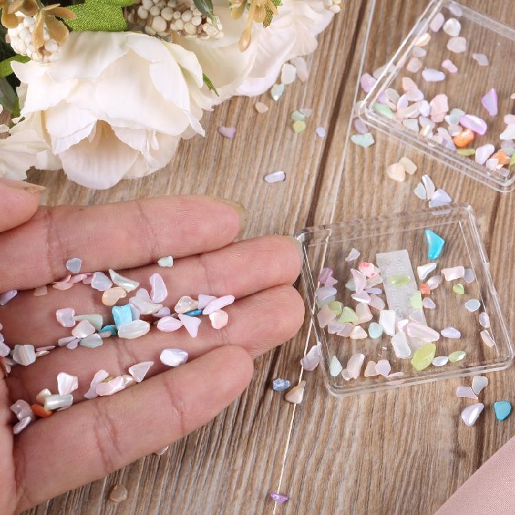 1 Box Gemischte Formen Nagelanhänger 3D Nagelkunst Nagelverzierungen für Frauen Mädchen