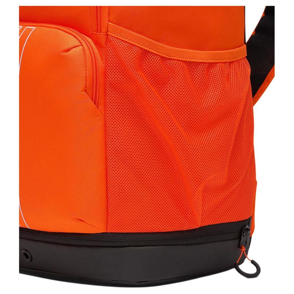 Nike 21L Varsity Elite Batoh se spodní kapsou a potiskem písmen Unisex Batohy Oranžová Černá HM9965-819