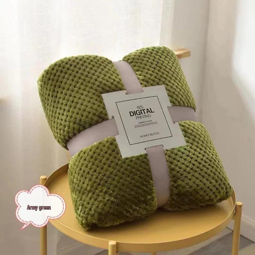 Thickened Pineapple Plaid Coral Fleece Blanket - Sofa, Yoga, Nap, or Japanese Style Cover