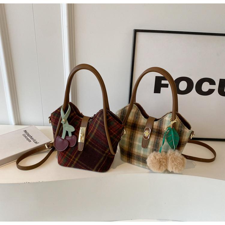 Trendy Ladies' New 2023 Commuter Bag Bucket Bag Minimalist Style Single Shoulder Bag