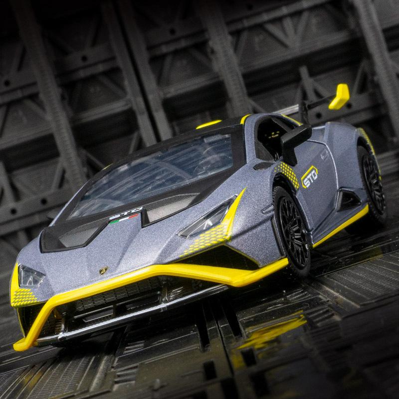 

Модель спортивного автомобиля Caipo Lamborghini STO из сплава с открывающимися дверями, звуком и светом зелёный