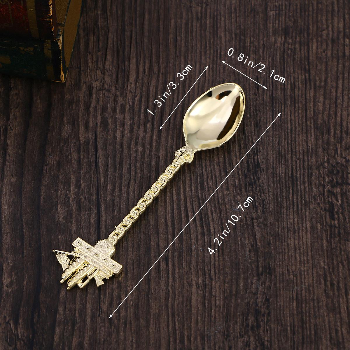 5Pcs Creative Carved Retro Coffee Spoons European Style Small Exquisite Cutlery Set for Beverage Cocktail Drink Golden