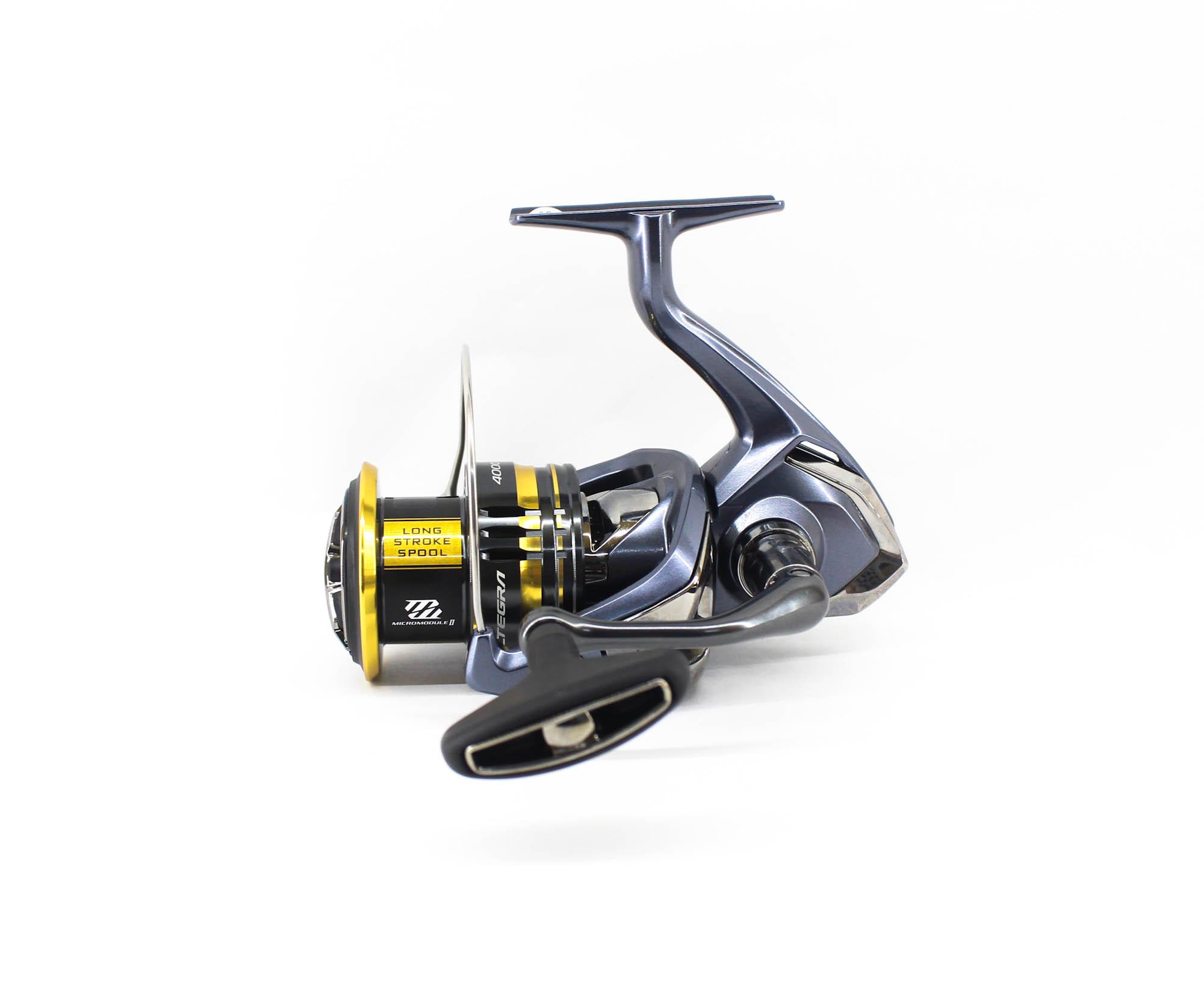 

Продам катушку Shimano для спиннинга Ultegra ULTC4000FC 4000 (0436)