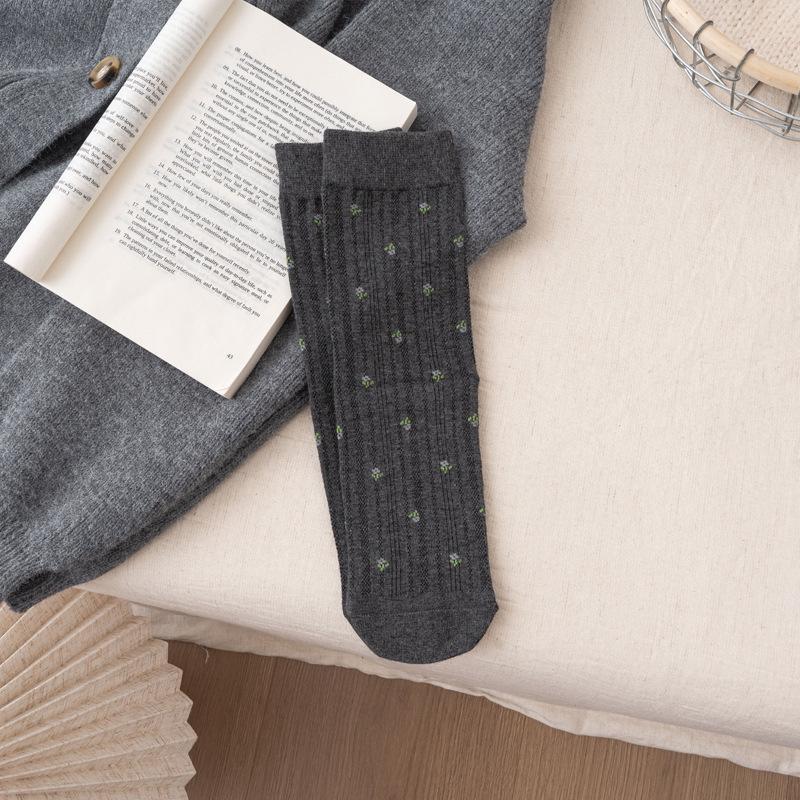 

Японские цветочные носки до середины икры для женщин на осень/зиму One Size