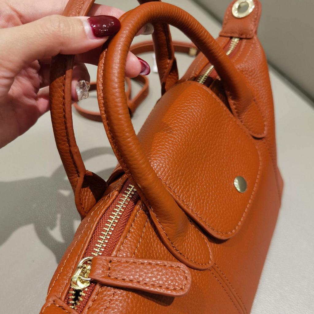 Elegant Women's Genuine Leather Tote - High-End Design, Soft Cowhide Shoulder & Messenger Bag