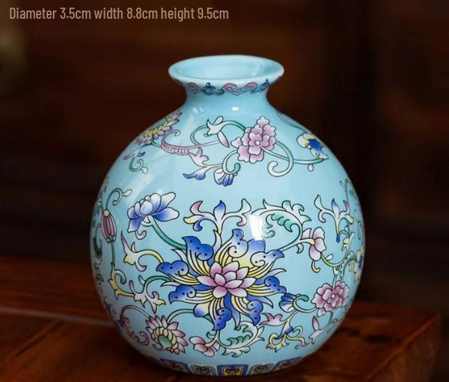 Antique Blue and White Chinese Porcelain Vase - European & American Handicraft for Flower Arrangements