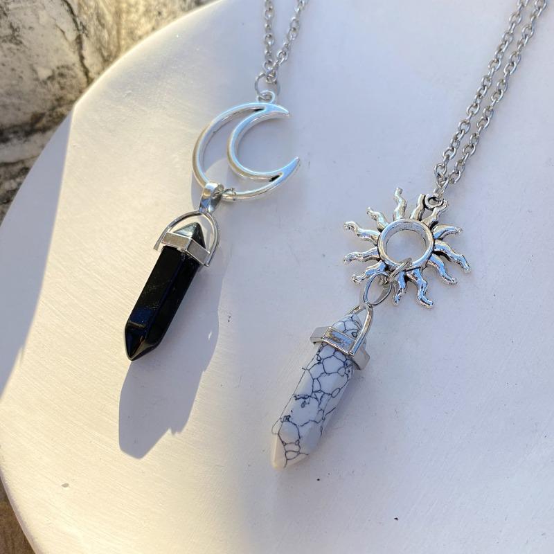 2 szt. Naszyjnik dla par w stylu retro Słońce Księżyc Kryształ Kolumna Sześciokątna z Kamienia Naturalnego Biżuteria dla Par