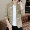New in autumn and winter, versatile, fashionable and comfortable, casual design, fashion trend top, men's cardigan, sweater, men's knitted sweater