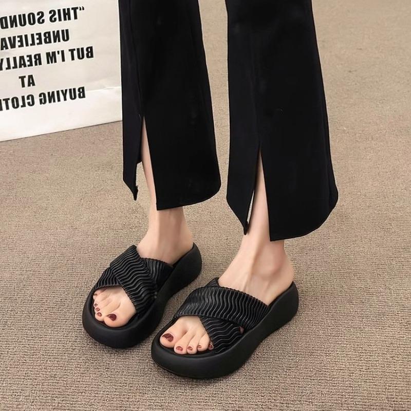 Fashion Foldable Thick Bottom Cross Step Sensation Fashionable Outdoor Sandal Women's Summer 2025 New Style Beach Soft Bottom Flip Flops