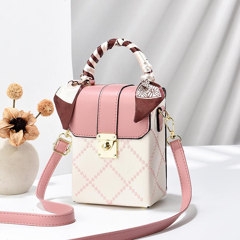 Bag Women's Bag Small Square Bag 2025 New Bag Crossbody Women's Versatile Portable Shoulder Bag Mini Mobile Phone Bag Small Bag Tide