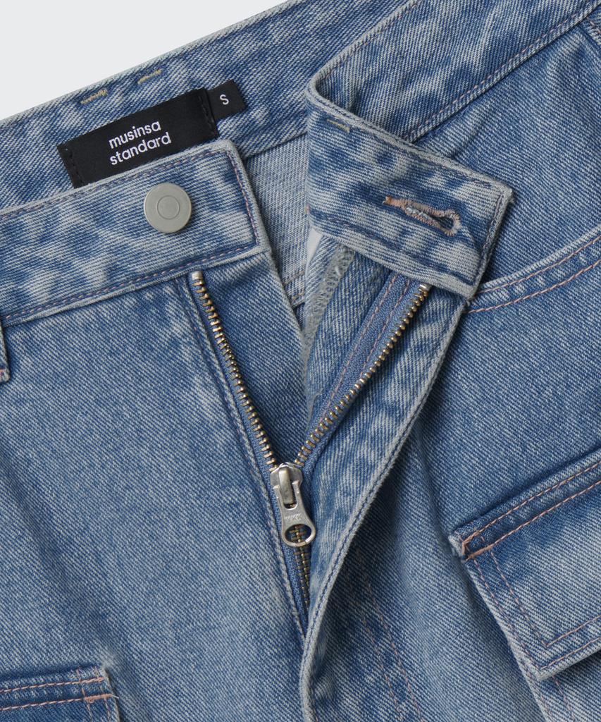 Musinsa Standard Woman Women'S Front Open Denim Cargo Mini Skirt [Light Indigo]