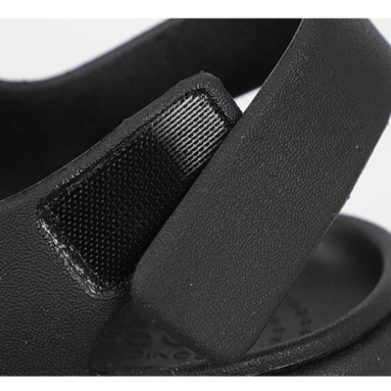 Crocs Stomp Fisherman Sandals