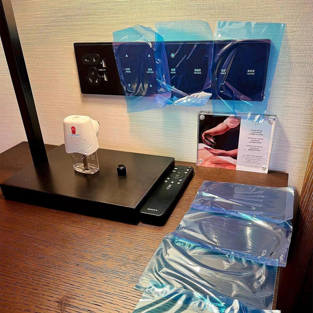 Disposable Full Coverage Toilet Seat Cover - Travel-Friendly Adhesive, Anti-Dirty Seat Cushion for Hotels