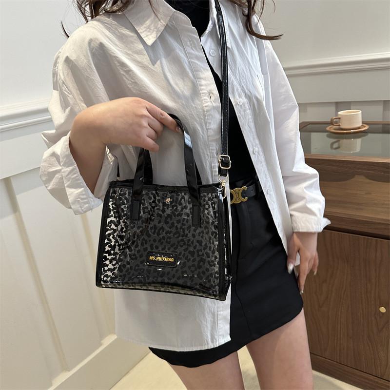 Stylish Large Capacity Transparent Jelly Shoulder Bag For Mothers 2024 Spring New Street Fashion Tote Bag