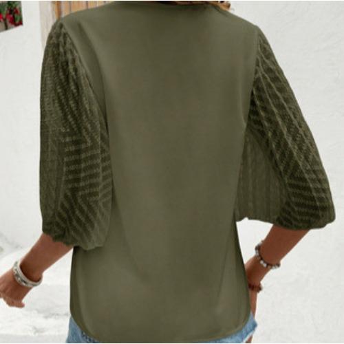 The New Women's Wear Is Fashionable and Elegant. It Is A Solid Color Shirt with Patchwork Sleeves for Ladies