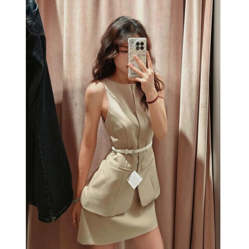 

2025 Новое поступление Бежевый Темперамент Жилет с контролем талии Жилет Имитация двух частей Без рукавов Жилет Платье-юбка Женский 3152308 Beige XS