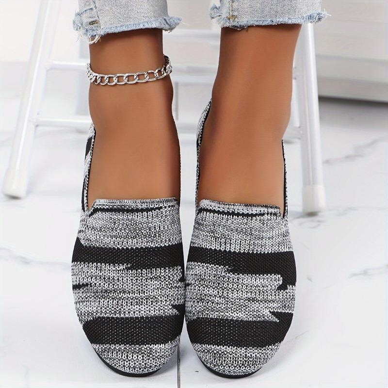 2025 New Fashion Round Head Flat Women's Shoes Shallow Mouth Lazy Big Yards A Stirrups Casual Knitted Single Shoes