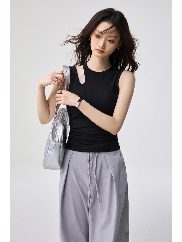 Women's Sleeveless Summer Top with Built-in Bra, Hollow Shoulder Straps
