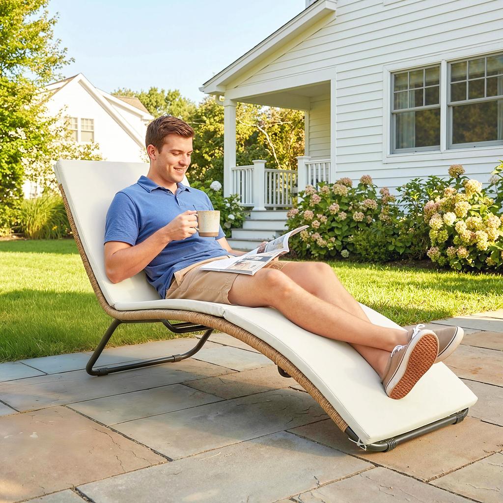 Poly Rattan Sun Lounger S-Shaped Garden Lounger with Cushion Breathable Seat Surface Steel Frame