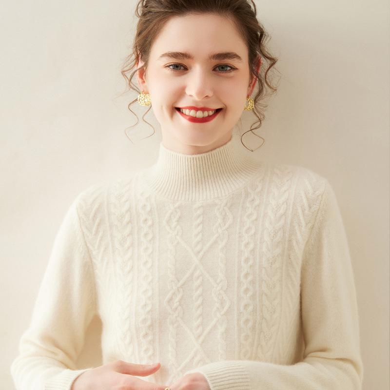 Women's Thick Diamond Pattern Cashmere Sweater - Half-High Neck, Gentle Style, Warm Loose Fit, Short Knitwear for Autumn and Winter