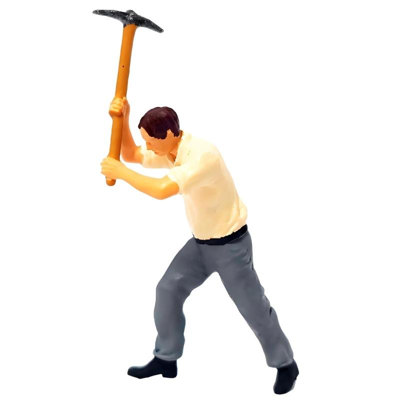 Realistic Mini Construction Worker Digging Scene In 1:64 Scale Resin Craft Road Construction Model for Display & Fun