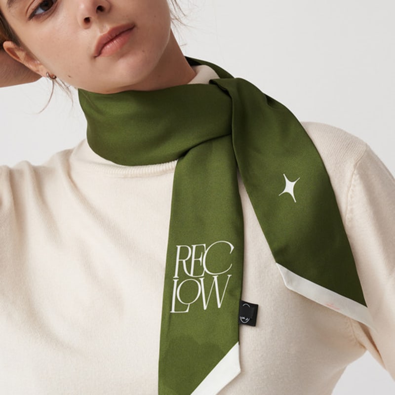 RECLOW [Reclow X Artnom] ART SHINE Long Scarf KHAKI