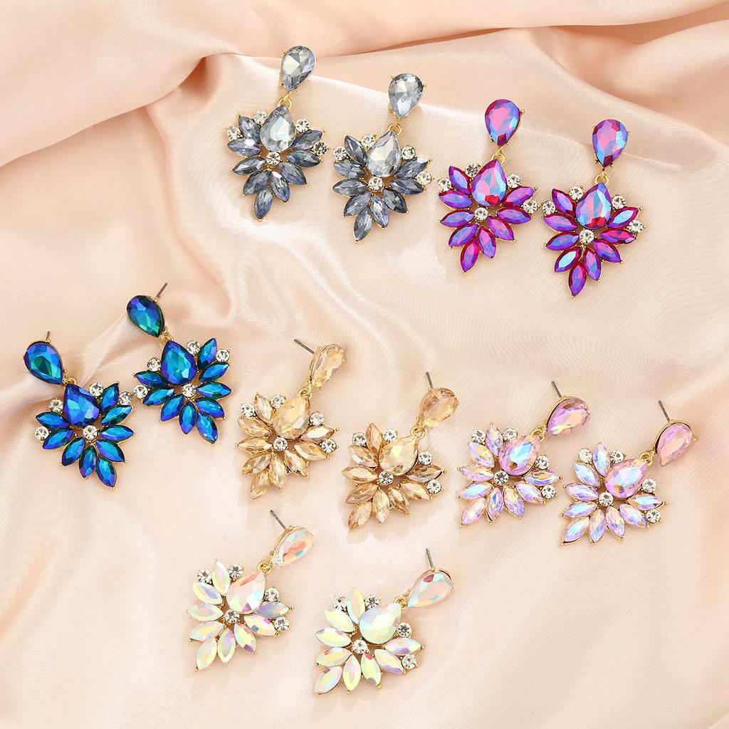 Luxury Alloy Feather Drop Earrings With Sparkling Crystals For Elegant Women Wear