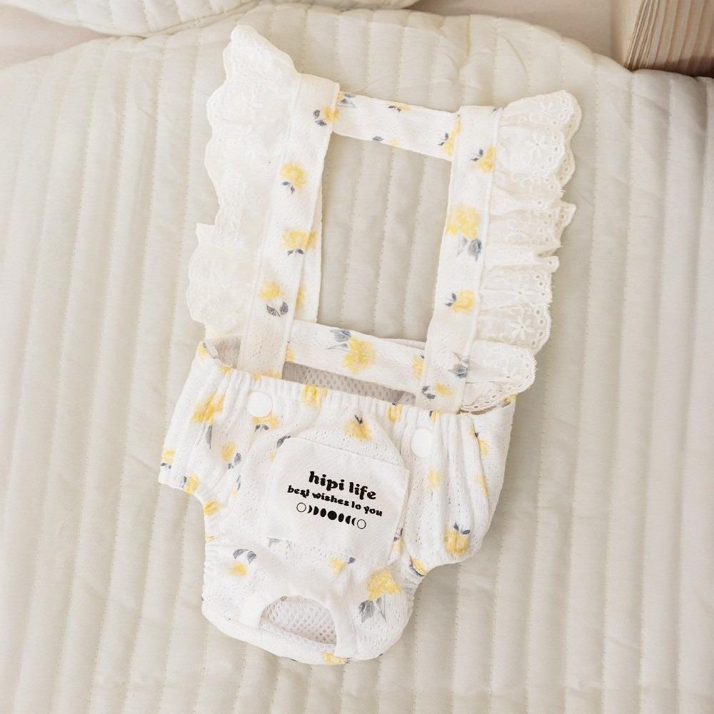 

Adjustable Pet Jumpsuit Suspenders Style Female Dog Shorts Pet Sanitary Pants Heat Cycle S білий