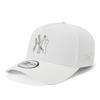 New Era 9FORTY MLB ONSPOTZ Exclusive NY White Cap with Free 9Forty CS Metal New York Yankees A-Frame Badge,