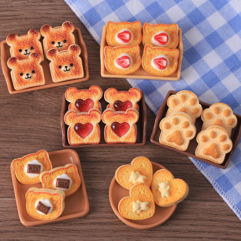 Miniature Dollhouse Caramel Toast Bread Heart Bear Resin Food Display