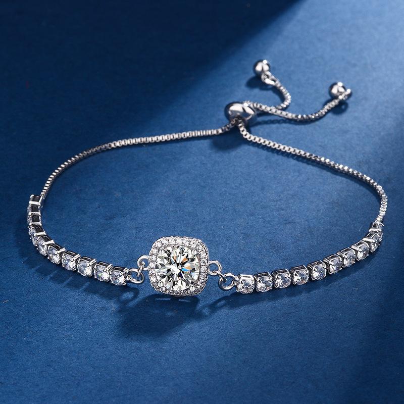 Classic Square Round Clover Bracelet Adjustable Zircon Crystal Woman Minimalist Hand Jewelry