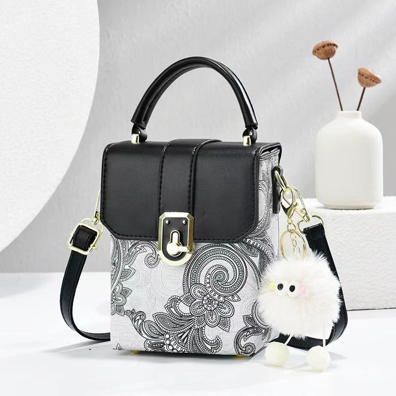 Embroidered Lightweight PU Leather Handbag Women Unique Design Single Shoulder Bag Phone Storage Top Handle Bag чёрный