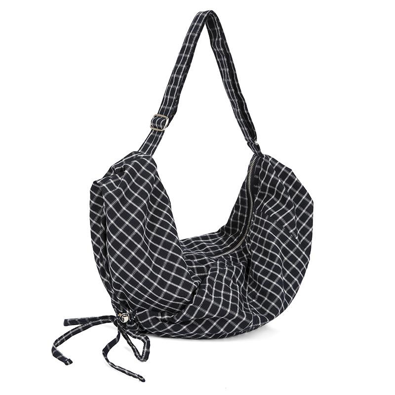 

Fashion Brand Designer Shoulder Bag Korean Version Of Popular Dumpling Bag New Black White Checker Pleated Casual Crossbody Bags 30x4x55cm чорний