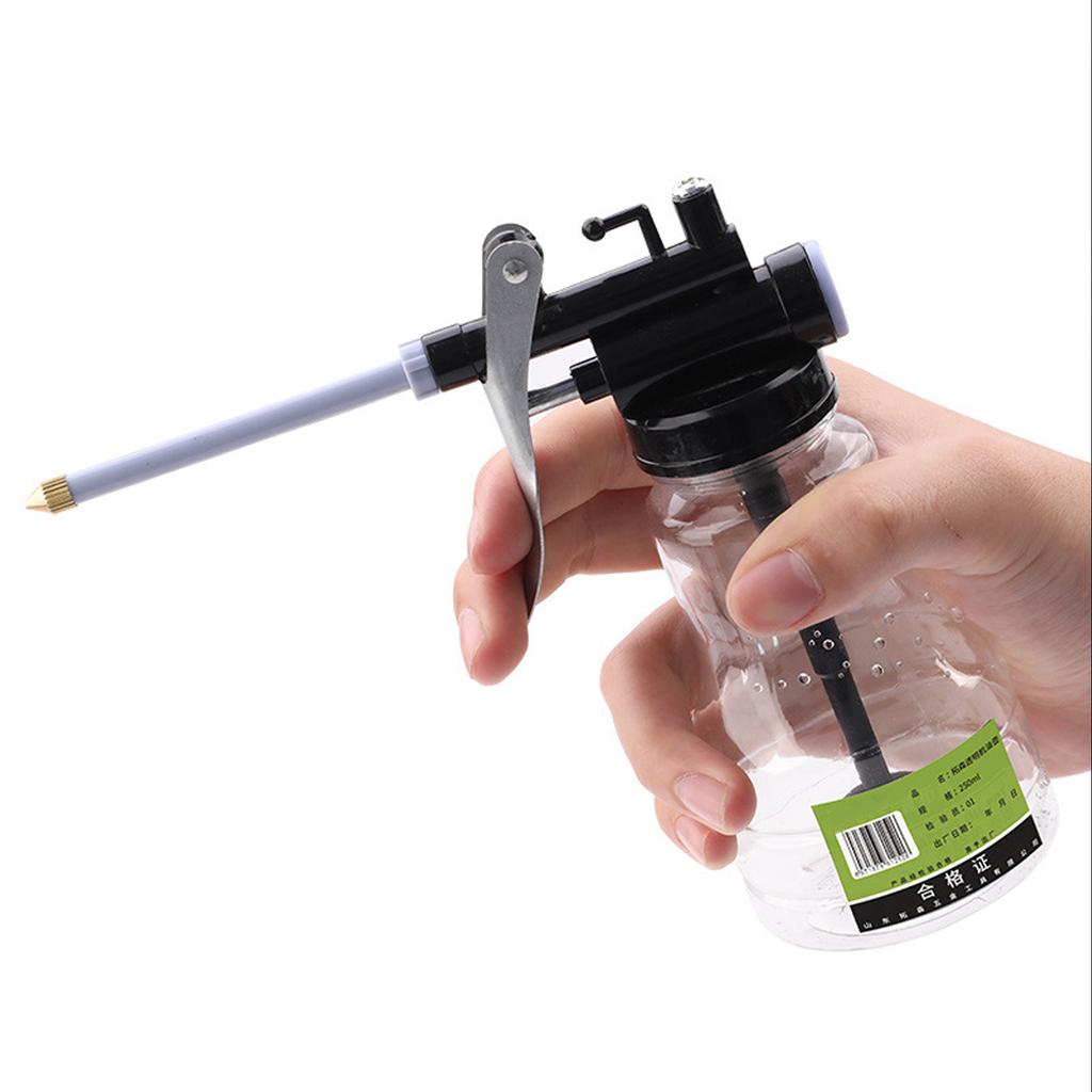 250ml High Pressure Hand Pump Oiler Lubrication Oil Can Bottle  with Long Nozzle Oil Pot Spray Lubrication Oil Can Bottle