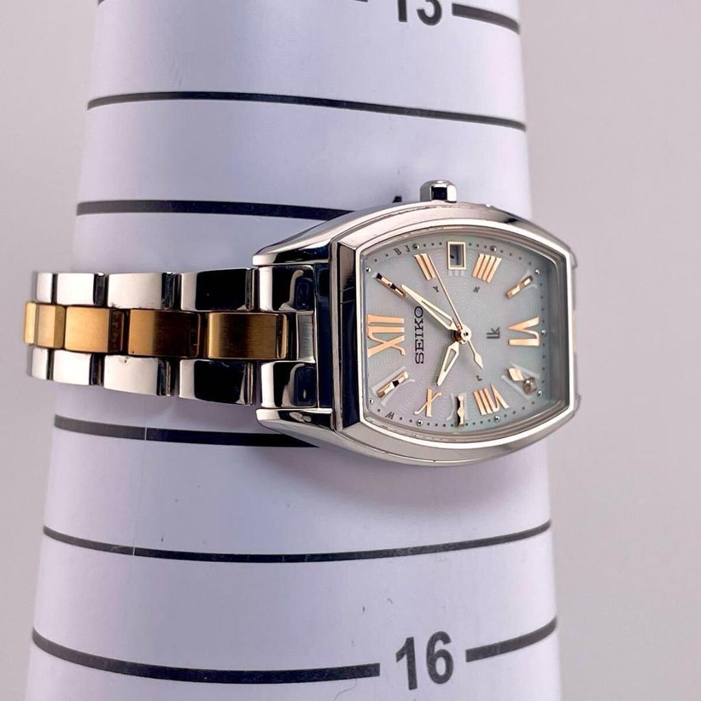 [USED] Working MOP/Shell 1P Seiko Lukia Watch Radio Solar Roman