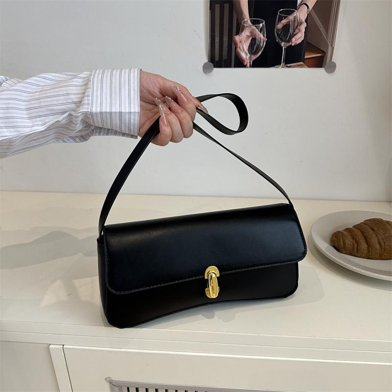 

Large capacity foreign style retro oily leather armpit bag women s new fashion temperament commuting casual personality shoulder bag чорний