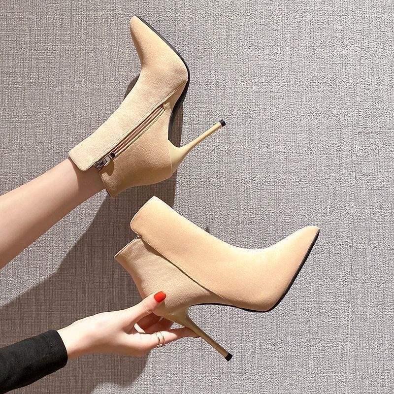 

Женские ботильоны на высоком каблуке в корейском стиле - на флисовой подкладке, на молнии, с острым носком, универсальные стилеты для осени/зимы 2025 38