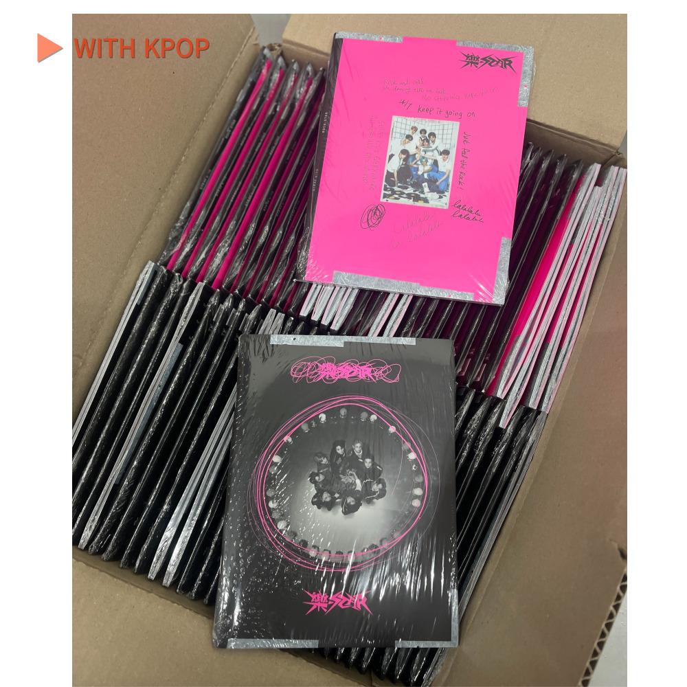 

Мини-альбом Stray Kids ROCK-STAR (РОК ВЕРСИЯ, РОЛЛ ВЕРСИЯ.)