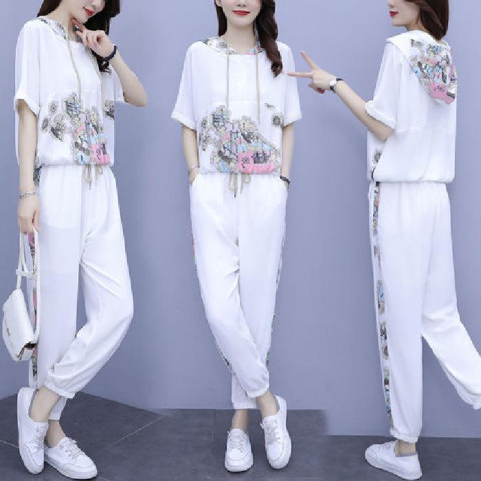 Women's Summer Casual Hoodie & Cropped Pants Set