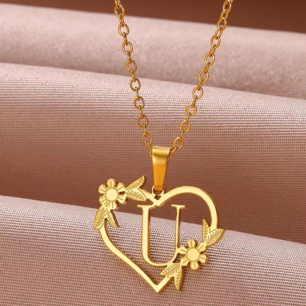 New English Alphabet Heart Pendant Gold Flower Premium Titanium Steel Gold Plated Necklace Clavicle Chain Fresh Woman