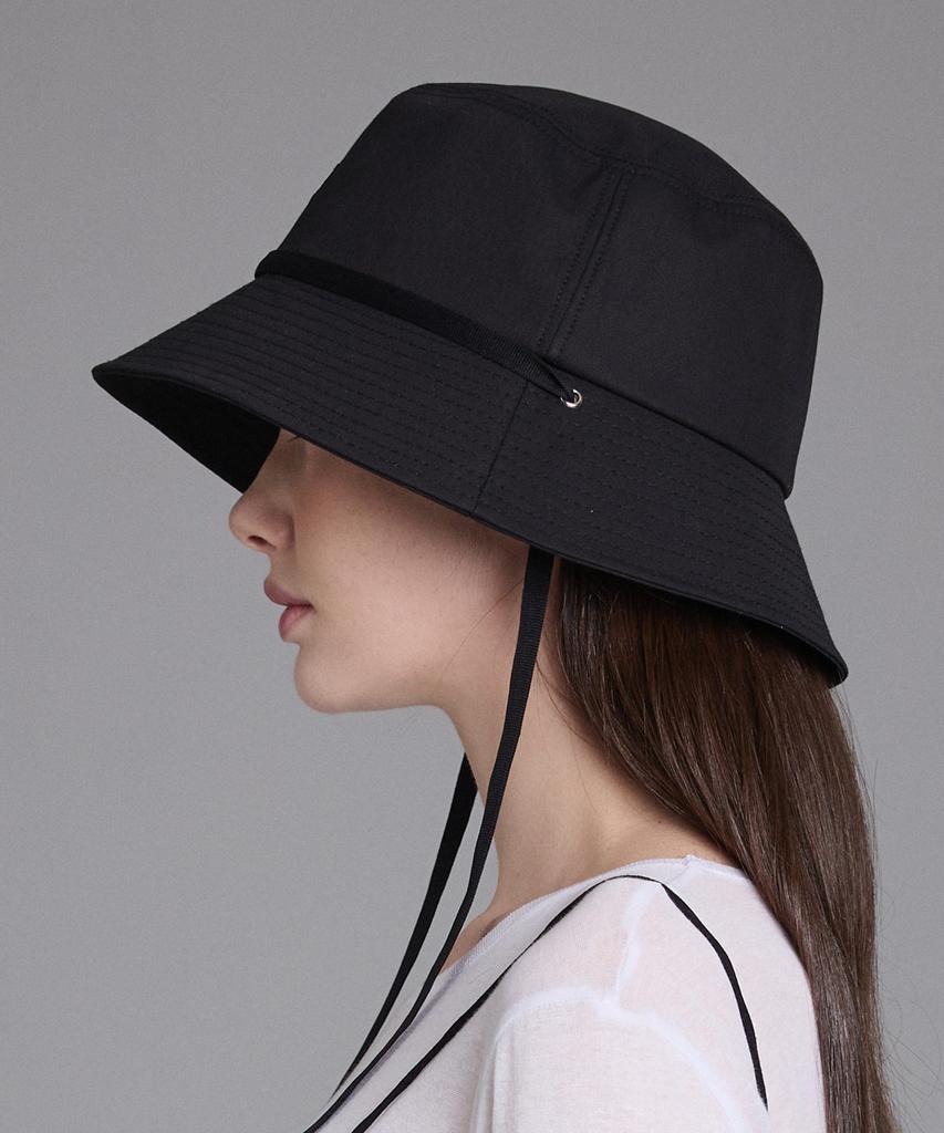 Hwaiteusaenjeu String Bucket Hat Lacoola (4 Colors)
