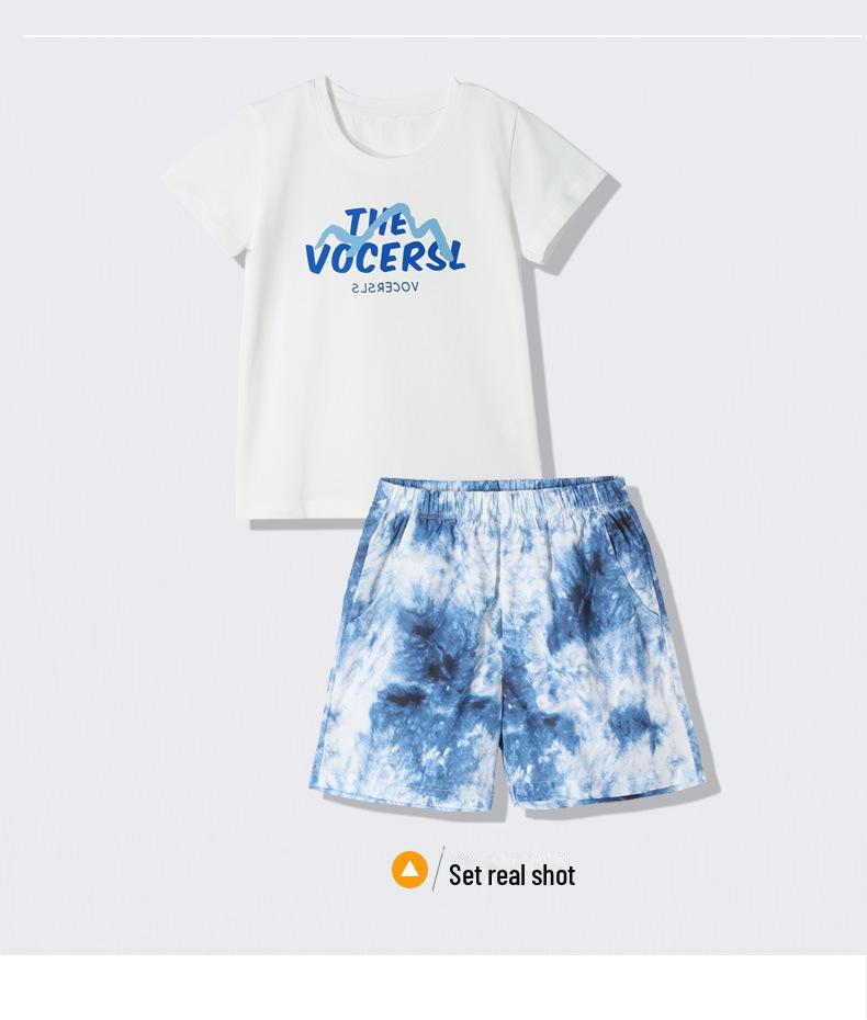 Neue Eltern-Kind-Strandoutfits: Passende Familienanzüge für drei oder vier Personen – mittellanges Kleid für Mutter und Tochter