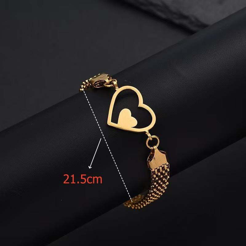 18K Stainless Steel Waterproof Hollow Heart-Shaped Adjustable Bracelet for Women Fashion Simple Twist Braided Bracelet Jewelry