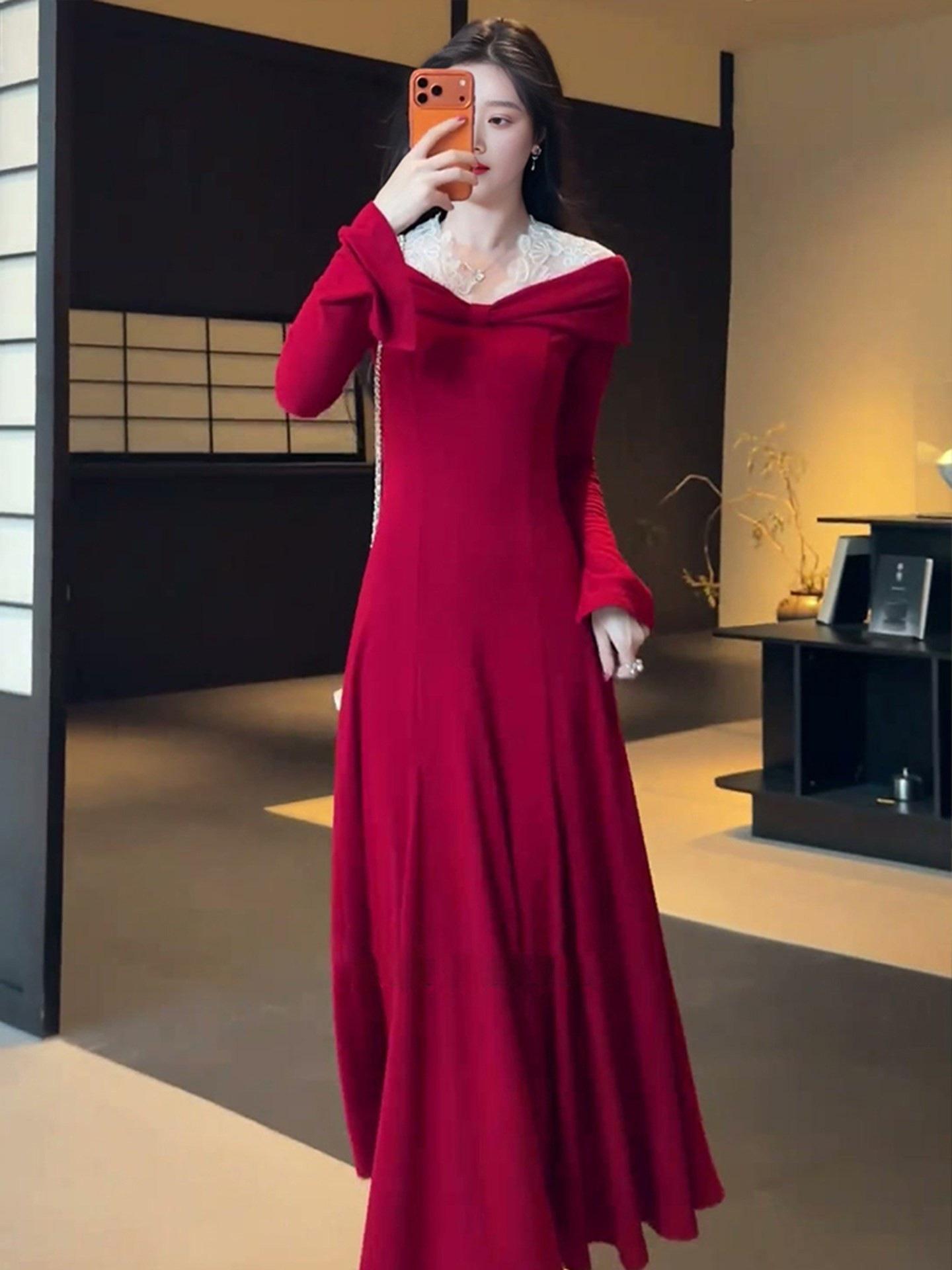 2026 Spring/Autumn Women s French Red Dress: Elegant Casual Slimming Battle Robe XL